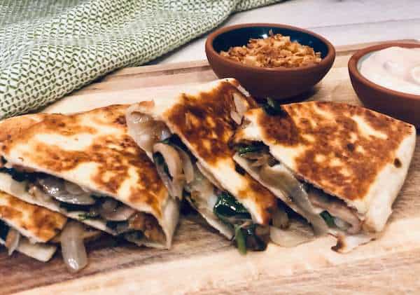 Review: French Onion Mushroom Quesadilla by Home Chef